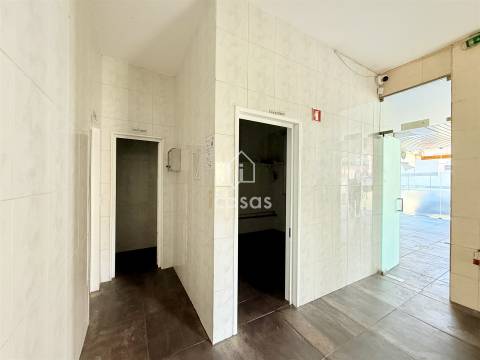 Loja  Venda em Vilela,Paredes