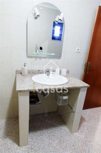 Moradia em Banda T2 Venda em Adoufe e Vilarinho de Samardã,Vila Real