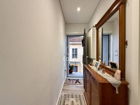 Andar Moradia T3 Renovado Rio Tinto | Suite + Terraço