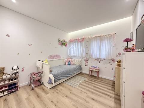 Andar Moradia T3 Renovado Rio Tinto | Suite + Terraço