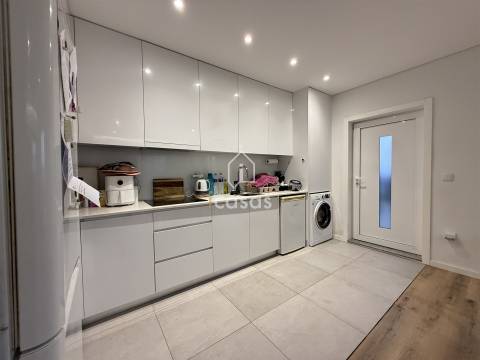 Andar Moradia T3 Renovado Rio Tinto | Suite + Terraço