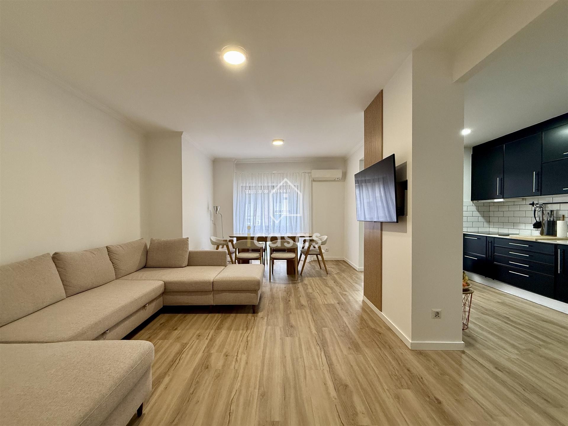 T3 Renovado com Varanda e Garagem Box | Forno – Rio Tinto (Próximo da Areosa)