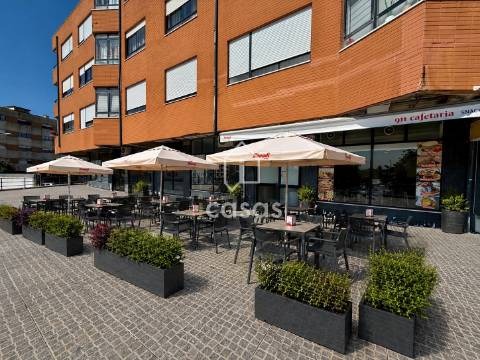 Loja  Arrendamento em Valongo,Valongo