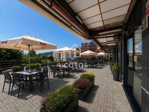 Loja  Arrendamento em Valongo,Valongo