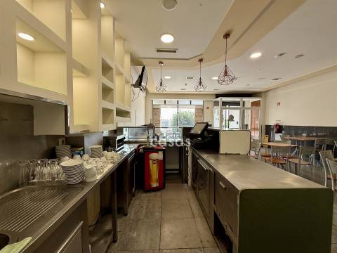 Loja  Arrendamento em Valongo,Valongo