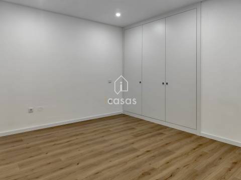 Apartamento T2 Venda em Rebordosa,Paredes