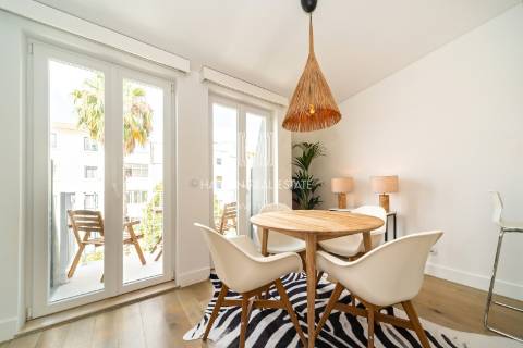 Apartamento T2 na Lapa com vista rio