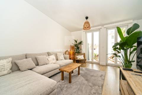 Apartamento T2 na Lapa com vista rio