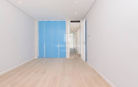 Apartamento T3+1 DUPLEX Venda em Carcavelos e Parede,Cascais
