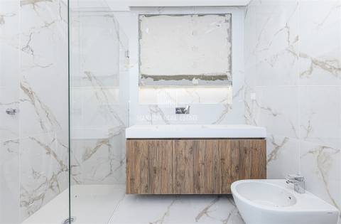 Apartamento T3 a estrear na Vila de Carcavelos