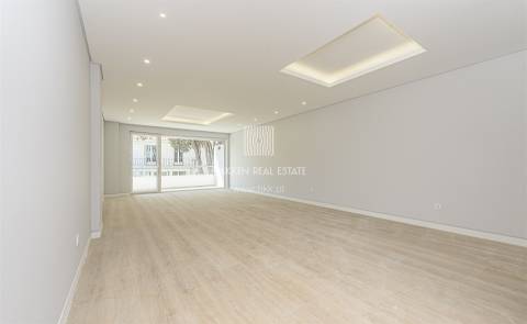 Apartamento T3 a estrear na Vila de Carcavelos