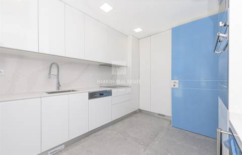 Apartamento T3 a estrear na Vila de Carcavelos