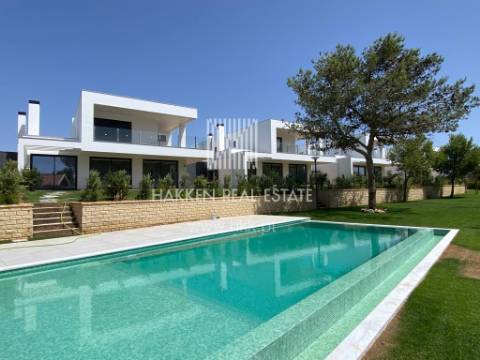 Moradia T4 nova  isolada em Murches