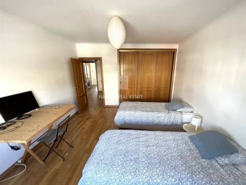 Apartamento T2 na Ericeira com vista frontal de mar