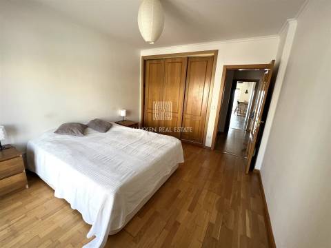 Apartamento T2 na Ericeira com vista frontal de mar