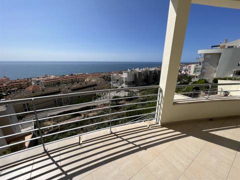 Apartamento T2 na Ericeira com vista frontal de mar