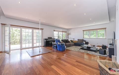 Moradia T4 na Quinta da Beloura a 200m do Tasis Internacional school