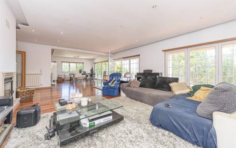 Moradia T4 na Quinta da Beloura a 200m do Tasis Internacional school