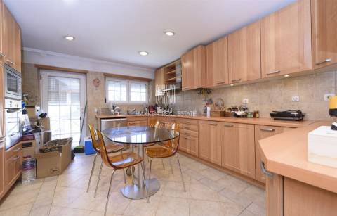 Moradia T4 na Quinta da Beloura a 200m do Tasis Internacional school