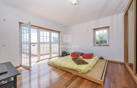 Moradia T4 na Quinta da Beloura a 200m do Tasis Internacional school