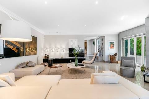 Moradia de luxo T6 na Quinta Patino