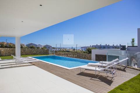 Moradia T4 em condominio privado na Ericeira
