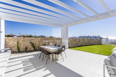 Moradia T4 em condominio privado na Ericeira