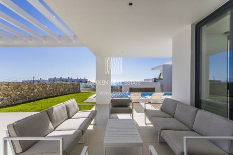 Moradia T4 em condominio privado na Ericeira