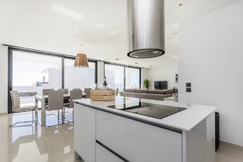 Moradia T4 em condominio privado na Ericeira