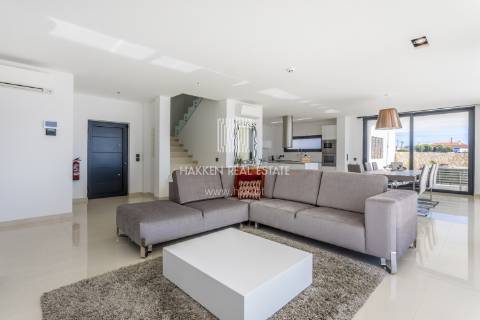 Moradia T4 em condominio privado na Ericeira