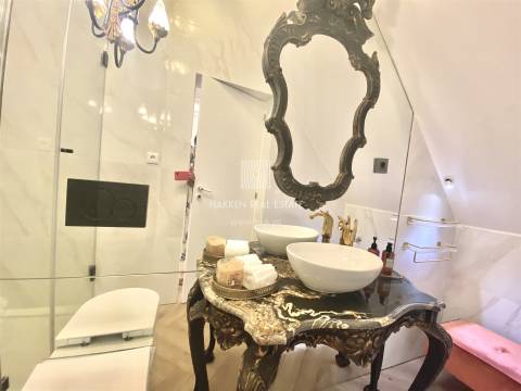 Apartamento T1 de Charme, remodelado em Lisboa