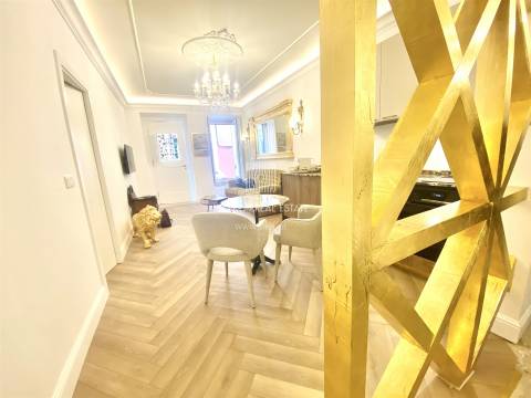 Apartamento T1 de Charme, remodelado em Lisboa