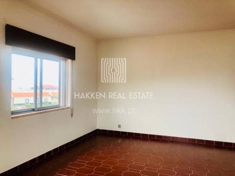 Apartamento T3 no Linhó