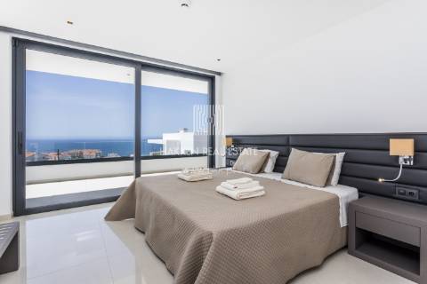 Moradia T4 em condominio privado na Ericeira