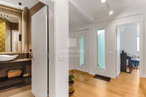 Moradia T4 na Parede com vista mar