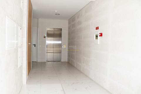 Apartamento T2 Venda em Quarteira,Loulé