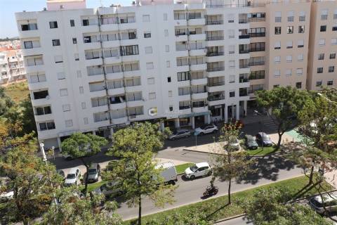 Apartamento T2 Venda em Quarteira,Loulé