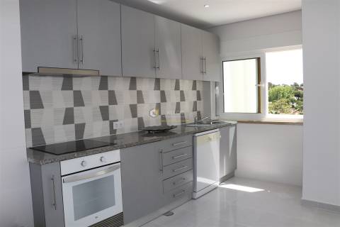 Apartamento T2 Venda em Quarteira,Loulé