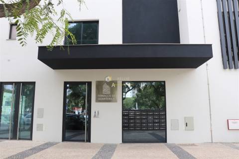 Apartamento T2 Venda em Quarteira,Loulé