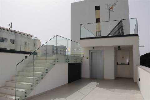 Apartamento T2 Venda em Quarteira,Loulé