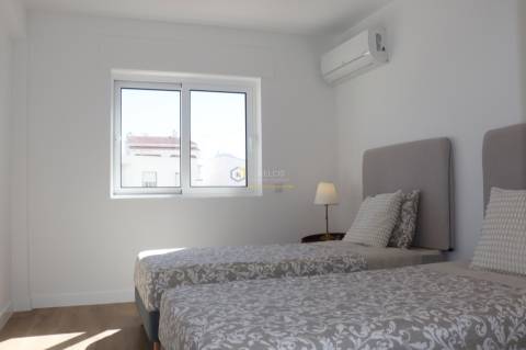 Apartamento T2 Venda em Quarteira,Loulé