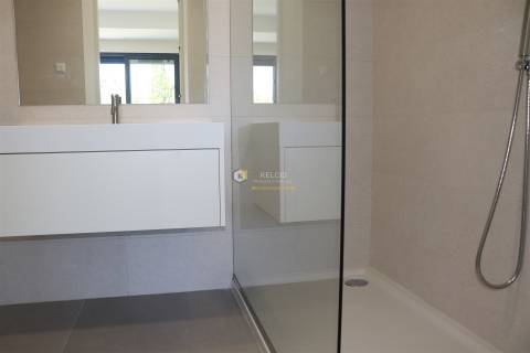 Moradia Geminada T2 Venda em Quarteira,Loulé