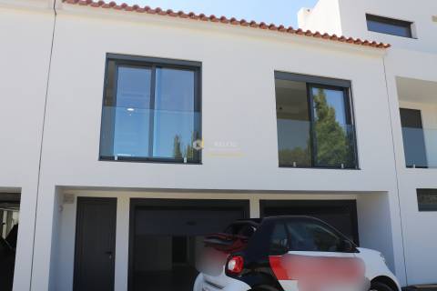 Moradia Geminada T2 Venda em Quarteira,Loulé