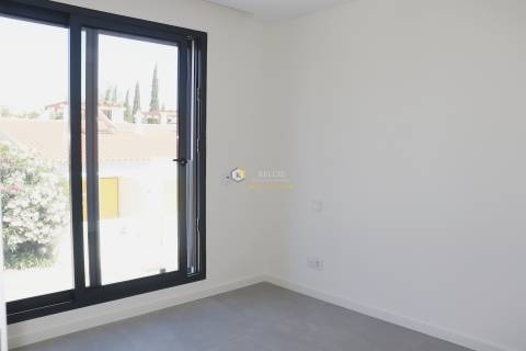 Moradia Geminada T2 Venda em Quarteira,Loulé