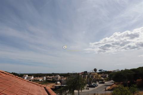 Moradia Geminada T4 Venda em Quarteira,Loulé