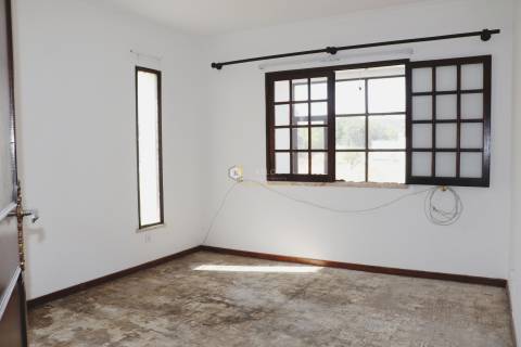 Moradia Geminada T4 Venda em Quarteira,Loulé