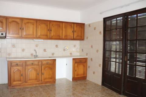 Moradia Geminada T4 Venda em Quarteira,Loulé