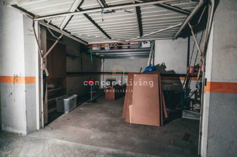 Garagem  Venda em Vila Nova de Famalicão e Calendário,Vila Nova de Famalicão