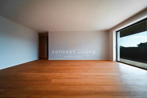 Apartamento T4 Venda em Matosinhos e Leça da Palmeira,Matosinhos