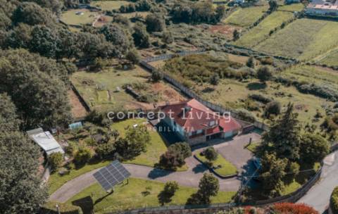 Moradia T3+1 Venda em Oliveira (Santa Maria),Vila Nova de Famalicão